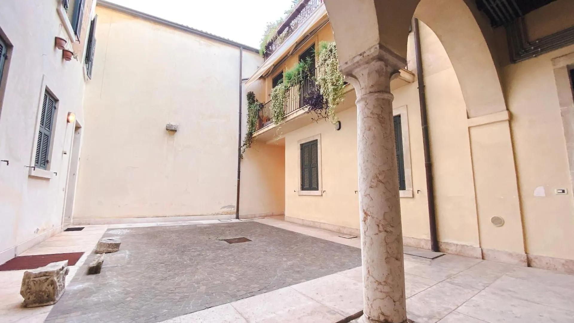 Santacecilia Apartment Verona Italy